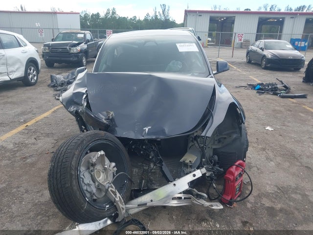 46032001 :رقم المزاد ، 7SAYGDED7RF096387 vin ، 2024 Tesla Model Y مزاد بيع