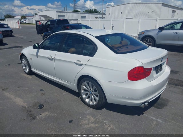 46032021 :رقم المزاد ، WBAPK5G57BNN80518 vin ، 2011 Bmw 328i Xdrive مزاد بيع