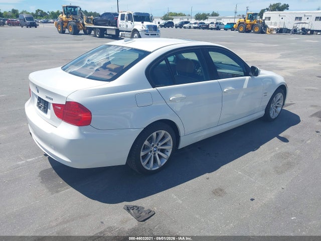46032021 :رقم المزاد ، WBAPK5G57BNN80518 vin ، 2011 Bmw 328i Xdrive مزاد بيع