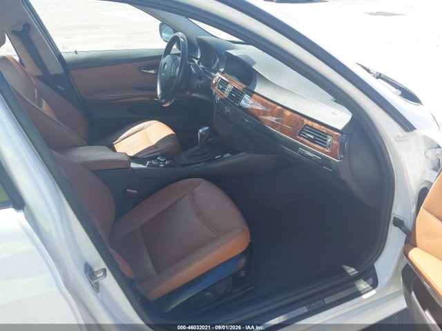 46032021 :رقم المزاد ، WBAPK5G57BNN80518 vin ، 2011 Bmw 328i Xdrive مزاد بيع