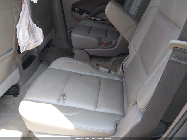 46032029 :رقم المزاد ، 1GNSCBKCXHR328351 vin ، 2017 Chevrolet Tahoe Lt مزاد بيع