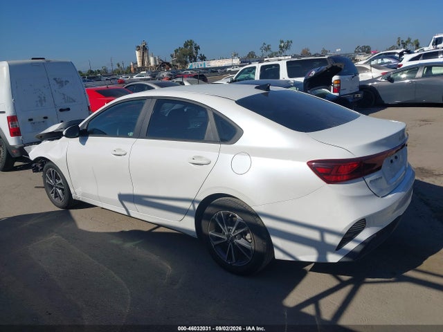 2023 Kia Forte Lxs მანქანა იყიდება აუქციონზე, vin: 3KPF24AD1PE602145, აუქციონის ნომერი: 46032031