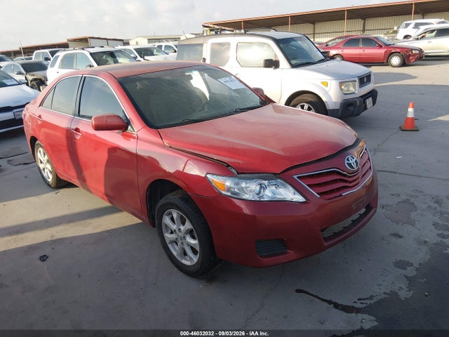 2010 Toyota Camry Le მანქანა იყიდება აუქციონზე, vin: 4T4BF3EK8AR082381, აუქციონის ნომერი: 46032032