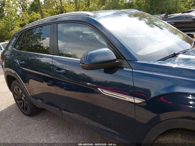 Продажа на аукционе авто 2022 Volkswagen Atlas Cross Sport 3.6l V6 Se W/technology, vin: 1V2HE2CA8NC211374, номер лота: 46032040