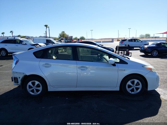 Toyota Prius Two 2015 JTDKN3DU8F0407260 Image 14