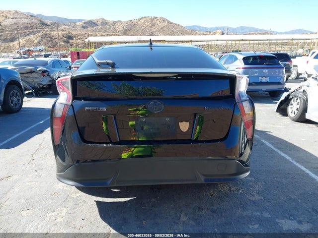 Toyota Prius Three Touring 2016 JTDKARFU1G3019847 Image 16