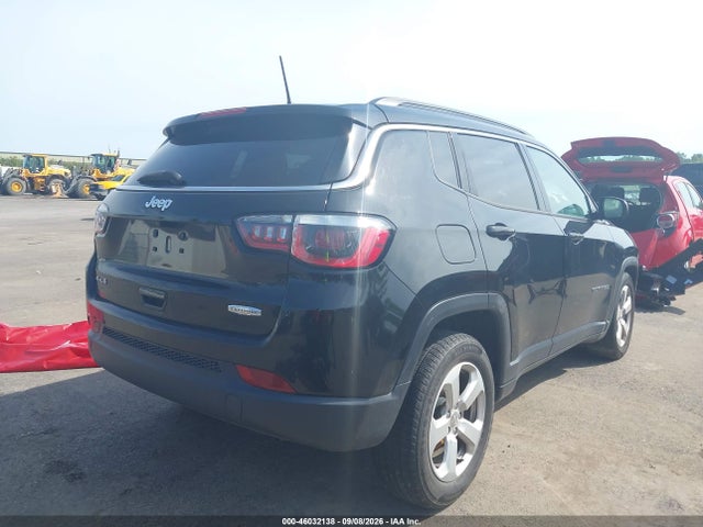 46032138 :رقم المزاد ، 3C4NJDBB9KT834279 vin ، 2019 Jeep Compass Latitude 4x4 مزاد بيع