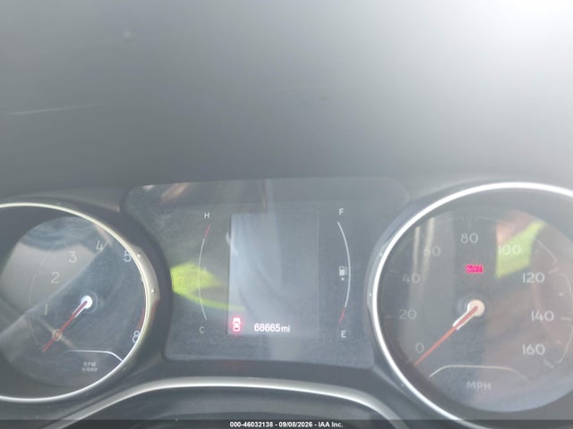 46032138 :رقم المزاد ، 3C4NJDBB9KT834279 vin ، 2019 Jeep Compass Latitude 4x4 مزاد بيع