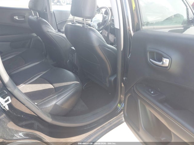 46032138 :رقم المزاد ، 3C4NJDBB9KT834279 vin ، 2019 Jeep Compass Latitude 4x4 مزاد بيع
