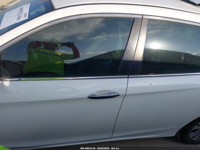 Auction sale of the 2013 Honda Accord Lx, vin: 1HGCR2F37DA278881, lot number: 46032146