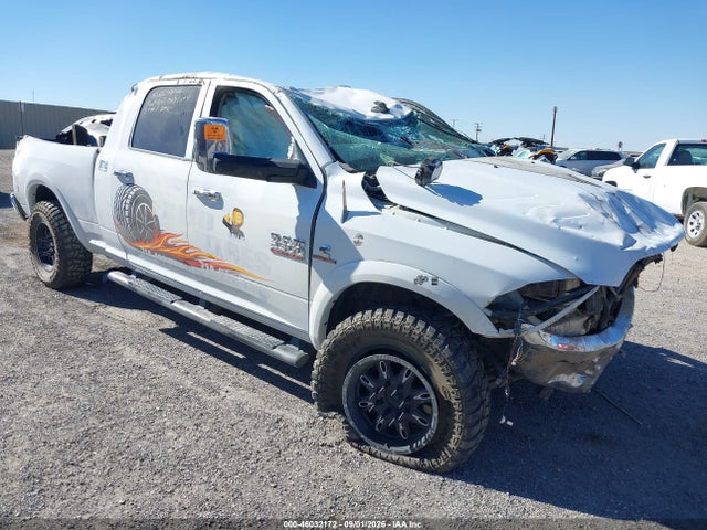 46032172 :رقم المزاد ، 3C6UR5NL7DG512189 vin ، 2013 Ram 2500 Laramie مزاد بيع