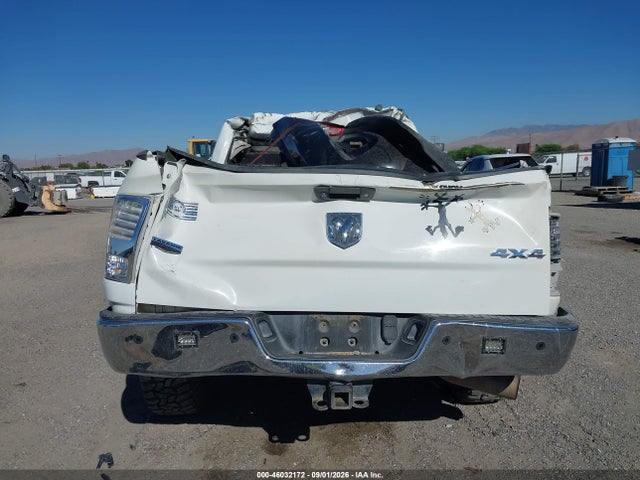 46032172 :رقم المزاد ، 3C6UR5NL7DG512189 vin ، 2013 Ram 2500 Laramie مزاد بيع