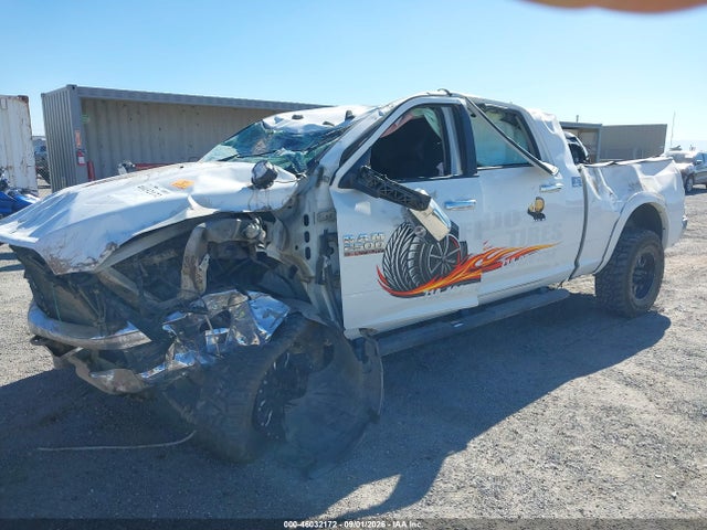 46032172 :رقم المزاد ، 3C6UR5NL7DG512189 vin ، 2013 Ram 2500 Laramie مزاد بيع