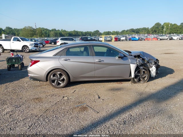 46032188 :رقم المزاد ، KMHLP4AG0NU365365 vin ، 2022 Hyundai Elantra Limited مزاد بيع