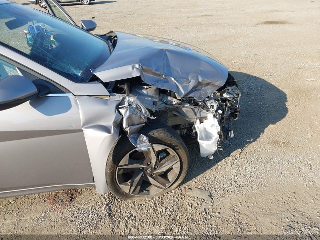 46032188 :رقم المزاد ، KMHLP4AG0NU365365 vin ، 2022 Hyundai Elantra Limited مزاد بيع