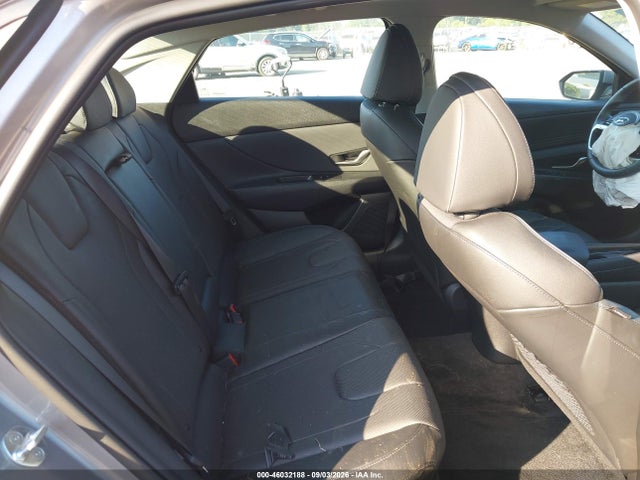 46032188 :رقم المزاد ، KMHLP4AG0NU365365 vin ، 2022 Hyundai Elantra Limited مزاد بيع