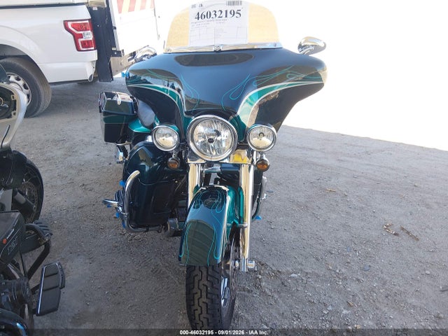 2005 Harley-davidson Flhtcse2 მანქანა იყიდება აუქციონზე, vin: 1HD1PKE1X5Y950208, აუქციონის ნომერი: 46032195
