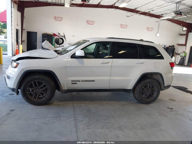 Продажа на аукционе авто 2016 Jeep Grand Cherokee 75th Anniversary, vin: 1C4RJFAG0GC506133, номер лота: 46032210