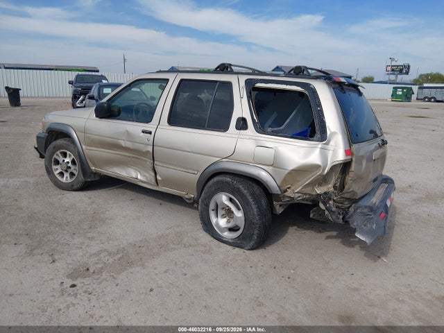 46032216 :رقم المزاد ، JN8DR09X81W566899 vin ، 2001 Nissan Pathfinder Se مزاد بيع