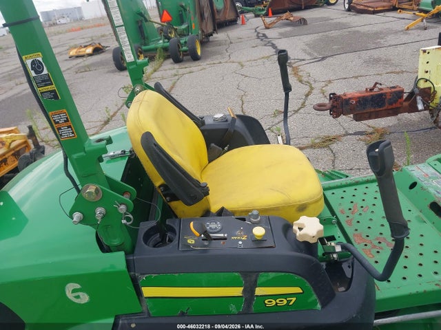 46032218 :رقم المزاد ، TC997SC080586 vin ، 2004 John Deere Zero Turn Mowe 997sc3.072 Sd مزاد بيع
