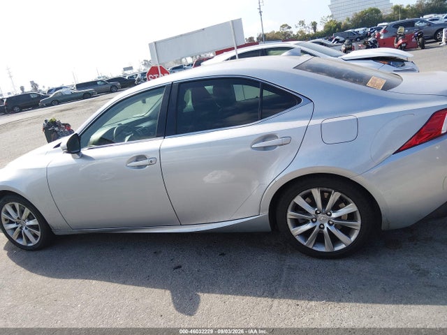 Продажа на аукционе авто 2016 Lexus Is 200t, vin: JTHBA1D22G5010516, номер лота: 46032229