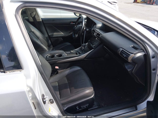 Продажа на аукционе авто 2016 Lexus Is 200t, vin: JTHBA1D22G5010516, номер лота: 46032229