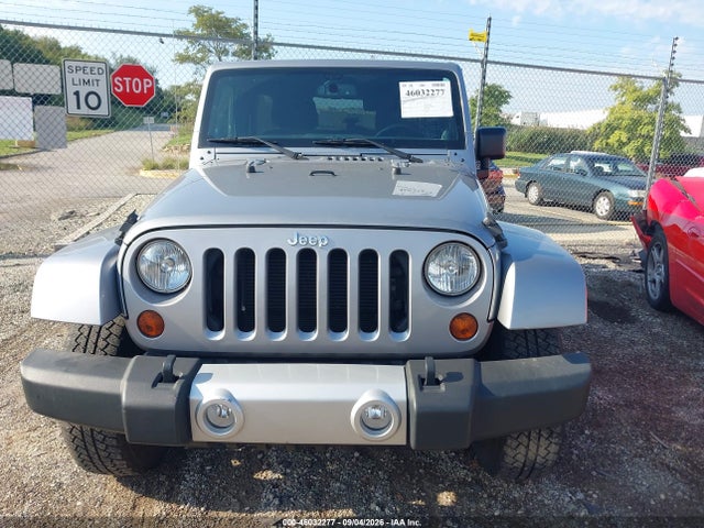 46032277 :رقم المزاد ، 1C4HJWEGXDL639726 vin ، 2013 Jeep Wrangler Unlimited Sahara مزاد بيع