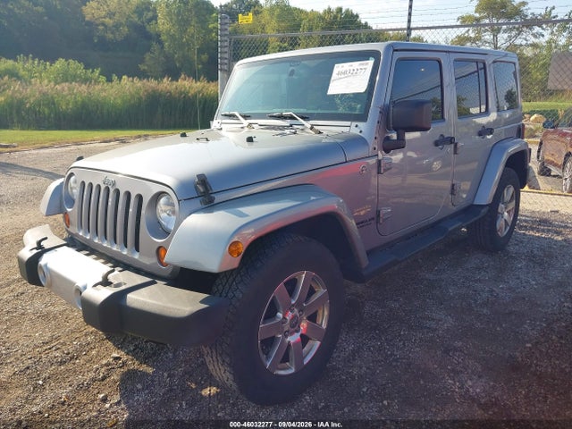 46032277 :رقم المزاد ، 1C4HJWEGXDL639726 vin ، 2013 Jeep Wrangler Unlimited Sahara مزاد بيع
