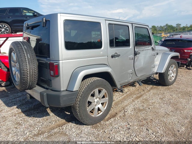 46032277 :رقم المزاد ، 1C4HJWEGXDL639726 vin ، 2013 Jeep Wrangler Unlimited Sahara مزاد بيع