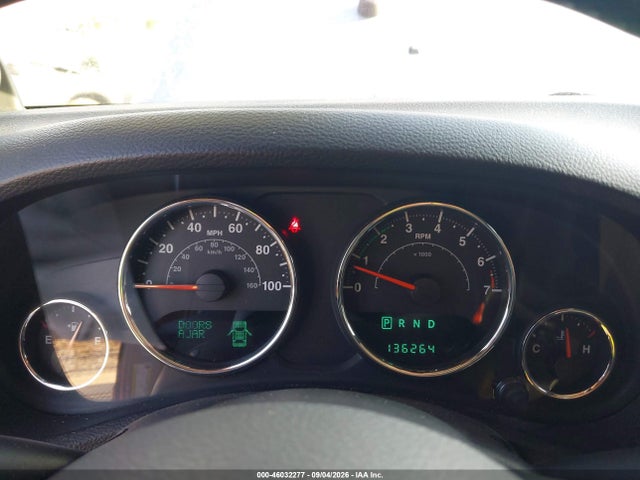 46032277 :رقم المزاد ، 1C4HJWEGXDL639726 vin ، 2013 Jeep Wrangler Unlimited Sahara مزاد بيع