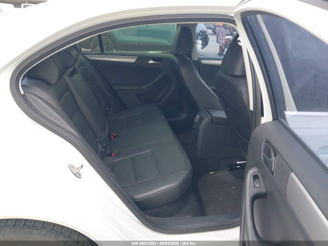 Продажа на аукционе авто 2017 Volkswagen Jetta 1.4t Se, vin: 3VWDB7AJ3HM208570, номер лота: 46032282