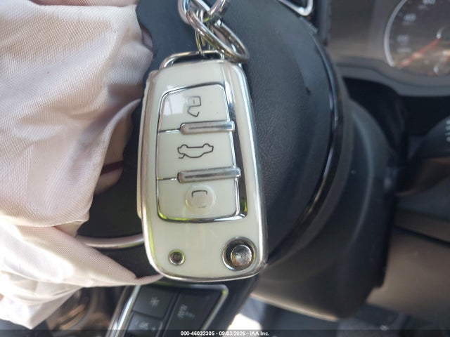 46032305 :رقم المزاد ، WA1BCCFS8HR004311 vin ، 2017 Audi Q3 2.0t Premium مزاد بيع
