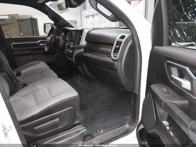 Продажа на аукционе авто 2023 Ram 1500 Big Horn  4x4 5'7 Box, vin: 1C6RRFFG2PN643300, номер лота: 46032327