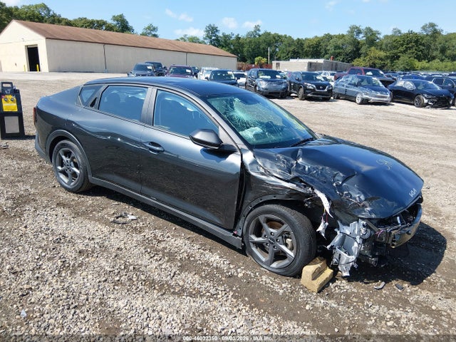 2025 Kia K4 Lxs მანქანა იყიდება აუქციონზე, vin: 3KPFT4DE3SE097025, აუქციონის ნომერი: 46032350