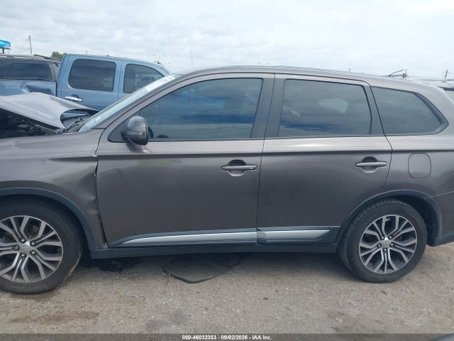 Auction sale of the 2016 Mitsubishi Outlander Se, vin: JA4AD3A38GZ015834, lot number: 46032353