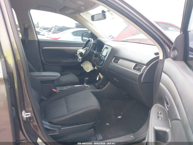 Auction sale of the 2016 Mitsubishi Outlander Se, vin: JA4AD3A38GZ015834, lot number: 46032353