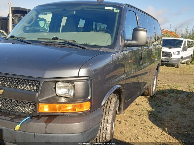 Chevrolet Express 2500 Ls 2017 1GNWGEFG9H1101252 Image 2