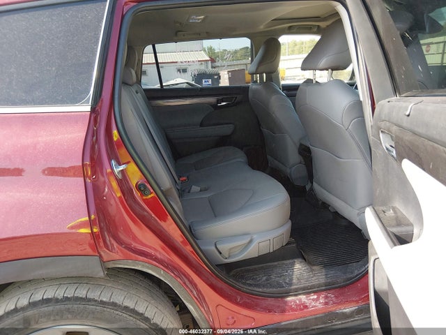 Aukcja sprzedaży 2022 Toyota Highlander Limited, vin: 5TDDZRBH7NS563727, numer aukcji: 46032377