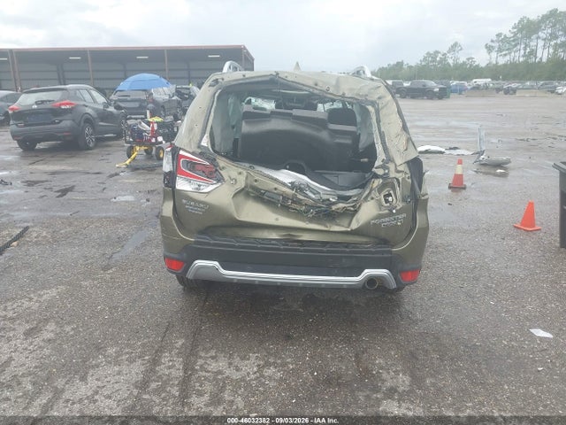 46032382 :رقم المزاد ، JF2SKARC0NH529089 vin ، 2022 Subaru Forester Touring مزاد بيع