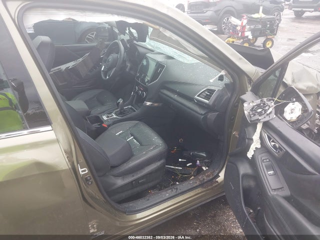 46032382 :رقم المزاد ، JF2SKARC0NH529089 vin ، 2022 Subaru Forester Touring مزاد بيع