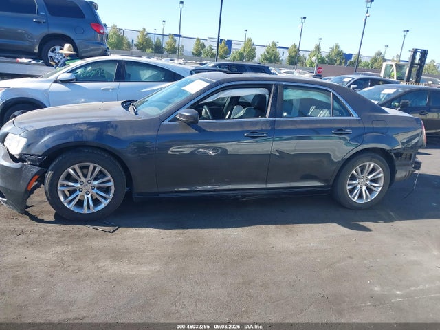 Продаж на аукціоні авто 2017 Chrysler 300 Limited, vin: 2C3CCAAG2HH577033, номер лоту: 46032395