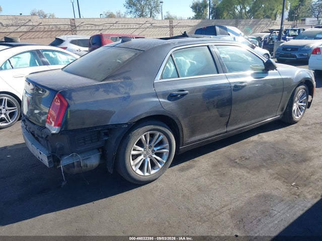 Продаж на аукціоні авто 2017 Chrysler 300 Limited, vin: 2C3CCAAG2HH577033, номер лоту: 46032395