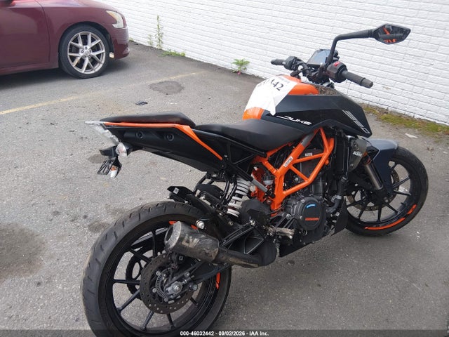 2023 Ktm 390 Duke მანქანა იყიდება აუქციონზე, vin: MD2JPJ409PC227917, აუქციონის ნომერი: 46032442