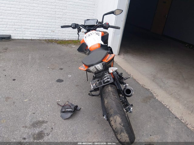 2023 Ktm 390 Duke მანქანა იყიდება აუქციონზე, vin: MD2JPJ409PC227917, აუქციონის ნომერი: 46032442