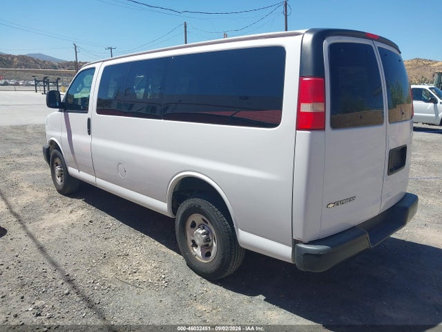Chevrolet Express 2500 Ls 2018 1GAWGEFG8J1284215 Image 3