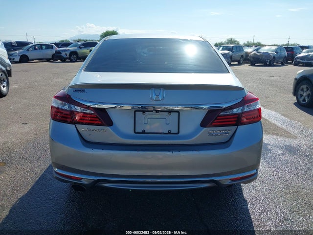 46032453 :رقم المزاد ، 1HGCR2F14HA213250 vin ، 2017 Honda Accord Sport Se مزاد بيع