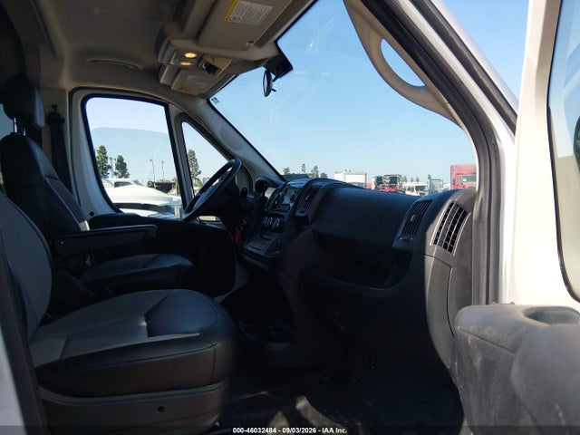 3C7WRVPG8JE156279 RAM Promaster 2500 Window Van High Roof 159 Wb