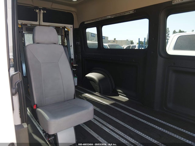 3C7WRVPG8JE156279 RAM Promaster 2500 Window Van High Roof 159 Wb