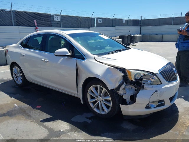 46032527 :رقم المزاد ، 1G4PT5SV0D4255947 vin ، 2013 Buick Verano Premium Group مزاد بيع