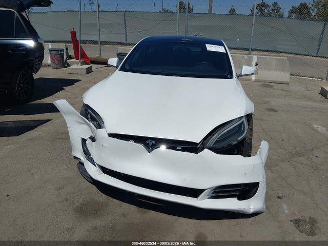 Продажа на аукционе авто 2018 Tesla Model S 100d/75d/p100d, vin: 5YJSA1E2XJF273035, номер лота: 46032534